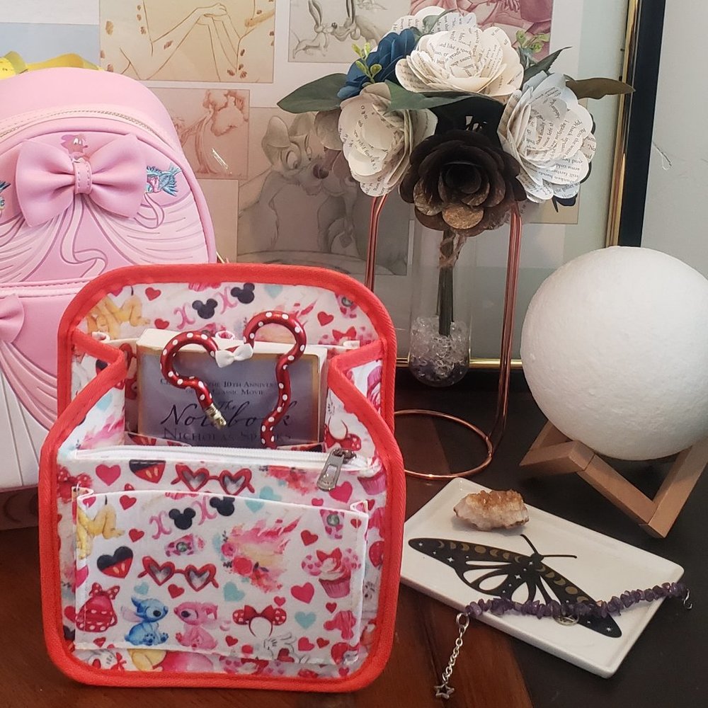 Loungefly Disney Love Backpack Organizer *Small flaw*